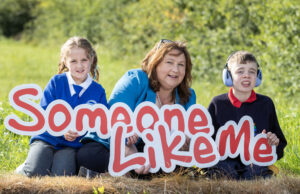 Minister Anne Rabitte with Pupils of Ábalta School
